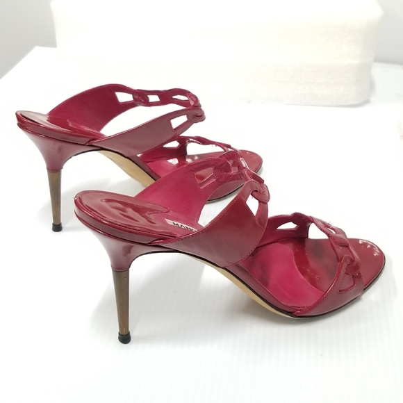 Manolo Blahnik patent Leather Red Stiletto Heels slippers Slides mules sandals - Picture 13 of 15